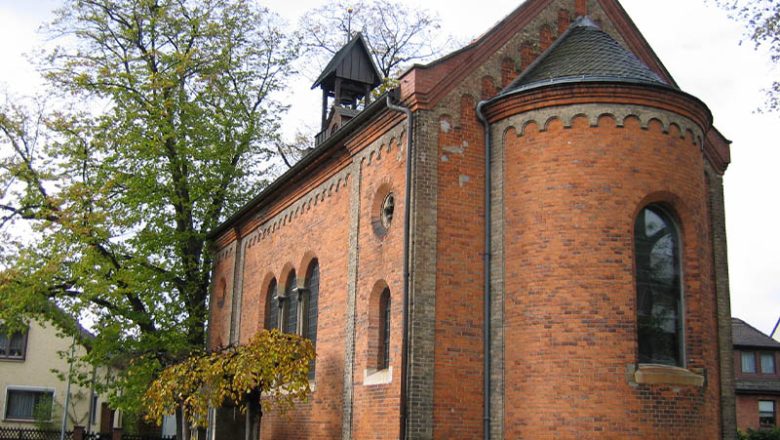 Geschichte der Kirchen in Querum
