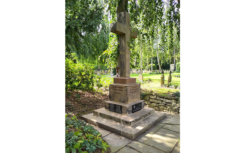 Renoviertes Denkmal auf dem Hauptfriedhof in Braunschweig wird eingeweiht. 