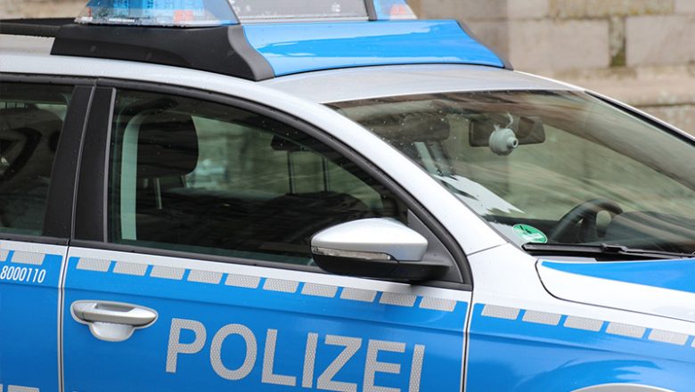 Landfriedensbruch vor HSV-Spiel:  Polizei sucht Zeugen