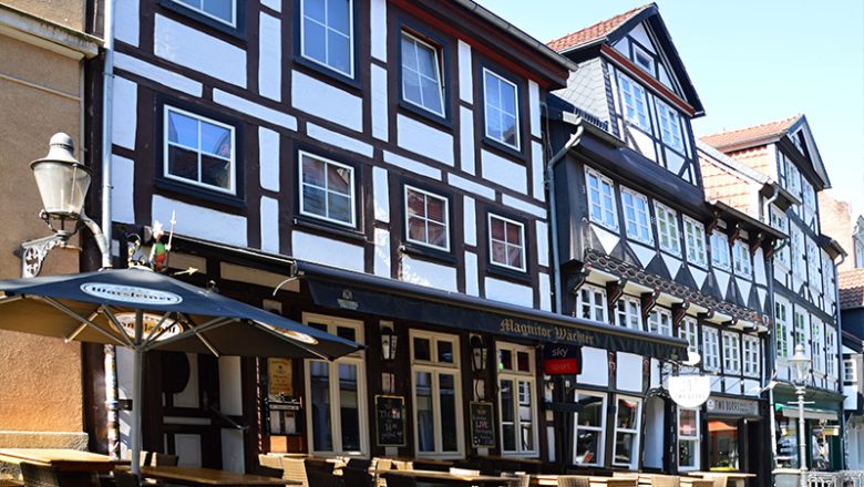 Auf Raabes Spuren: vom Magniviertel ins Krähenfeld
