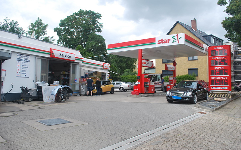 Kfz-Meisterbetrieb Schake in Braunschweig bietet Komplett-Service rund um Ihr Auto an. 