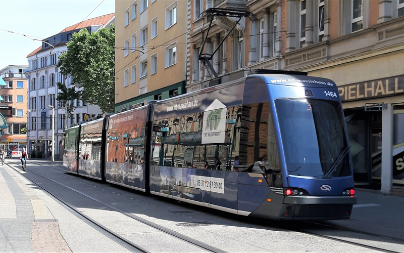 Der Antrag ist unterzeichnet, nun wird das erste Planfeststellungsverfahren im Gesamtprojekt Stadt.Bahn.Plus. eingeleitet.