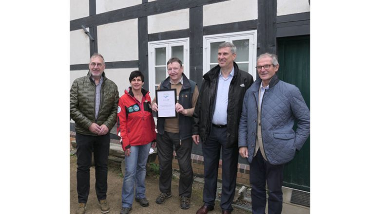 Riddagshäuser Projekt zu Wildbienennisthilfen ausgezeichnet