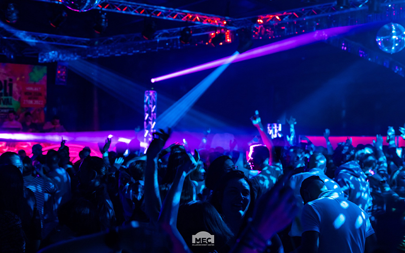 Braunschweig feiert am 16.11. wieder die original Ü30 Party auf 4 Dancefloors im MEC. 