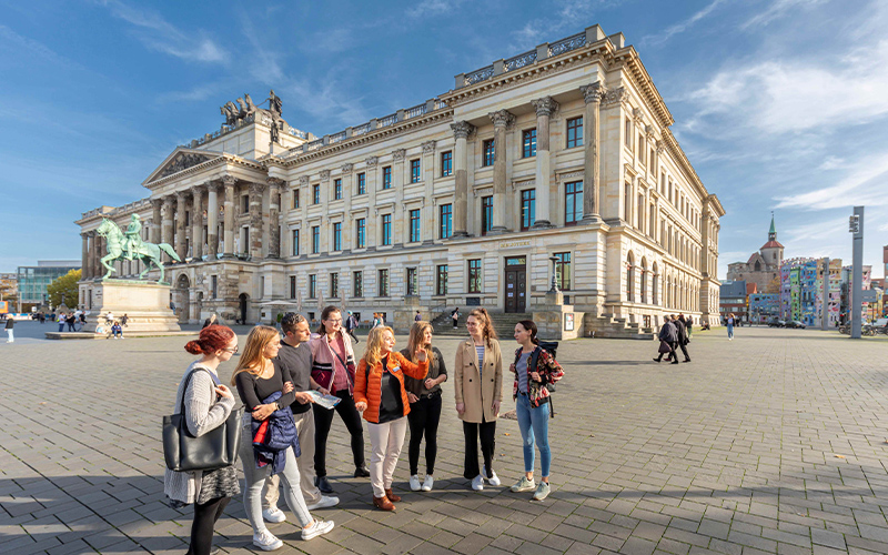 In den Sommerferien lädt die Braunschweig Stadtmarketing GmbH zu verschiedenen Führungen ein.