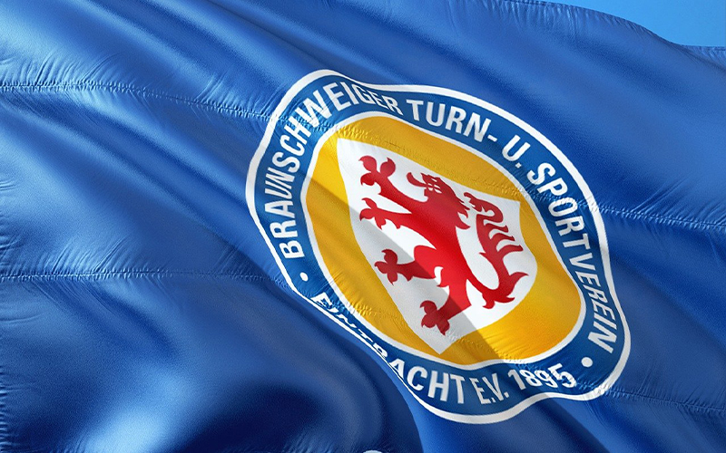 Aufgrund des Fußballspieles von Eintracht Braunschweig gegen Hannover 96 wird am Sonntag, 26. Oktober, die Hamburger Straße gesperrt.