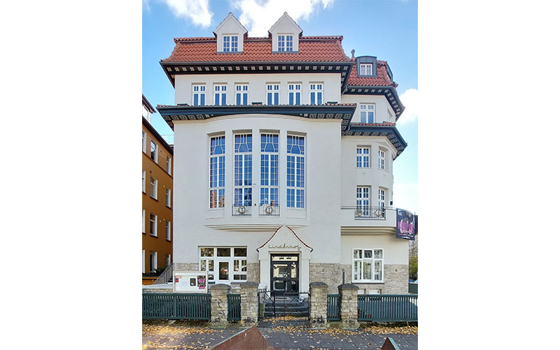 Die Sopranistin Almuth Kroll und der Tenor Jörn Lindemann gestalten sängerisch das Operetten-Musical-Konzert unter dem Titel "Heute Nacht oder nie" im Lindenhof-Theater Braunschweig, das am Montag, dem 24. November 2025, um 19.30 Uhr stattfindet.