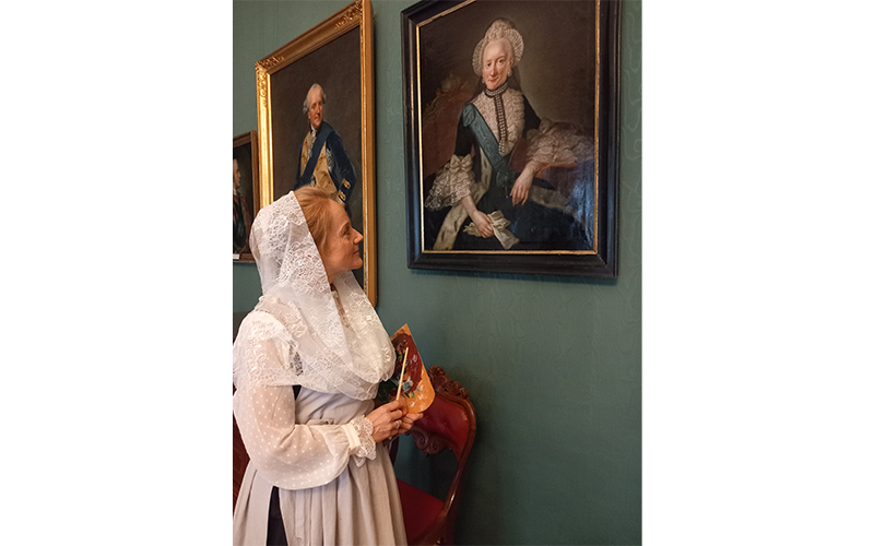 Mit Pinsel und Palette – Schlossführung mit Hofmalerin Rosina de Gasc. 