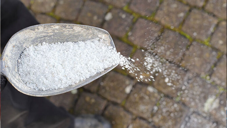 Erlaubnis zum Einsatz von Streusalz auf Gehwegen verlängert