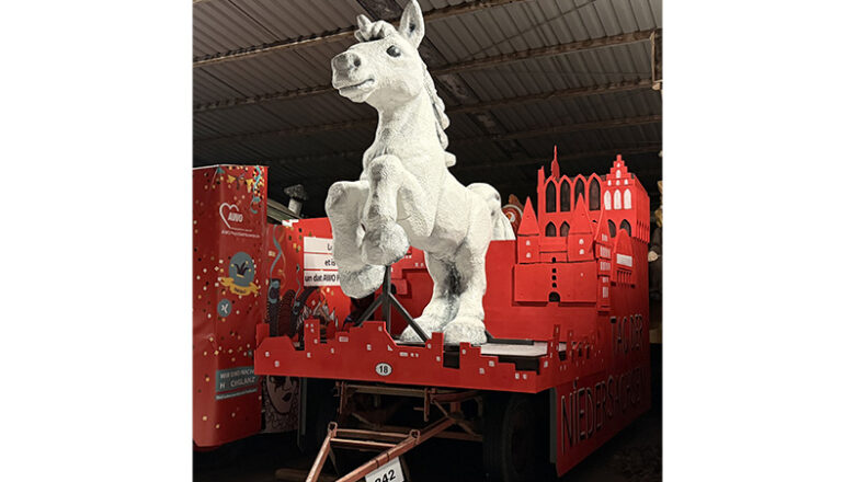 Kamelle vom Motivwagen zum Tag der Niedersachsen