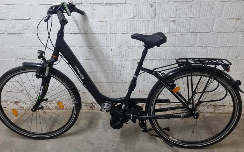 Am Montagabend (Bruchstraße, 23.02.2026, 20:30 Uhr) gingen Zivilbeamte ihrer Streifentätigkeit in der Bruchstraße nach.