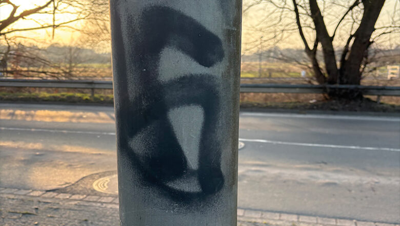 Rechtsradikale Symbole Spielplatz Feuerbergweg