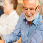 Ehrenamtliche zur Unterstützung für Senioren gesucht