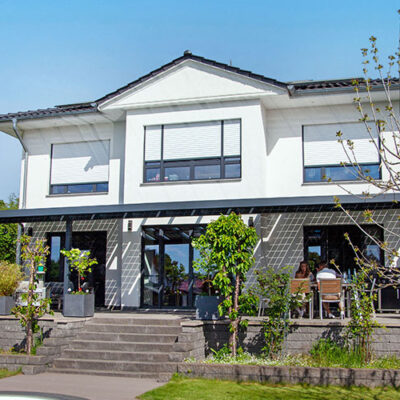 Schatten, Strom und Sommerabende