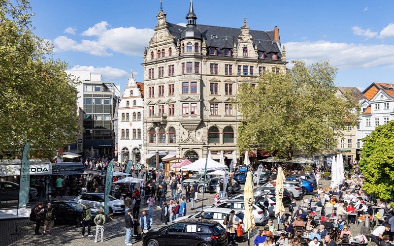 Die Braunschweig Stadtmarketing GmbH lädt zur Freiluftmesse ein, bei der sich auf den Plätzen der Innenstadt alles um Mobilität und gute Stimmung dreht.