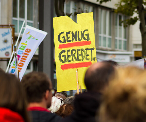 450 Menschen gehen in Braunschweig für eine Energiewende auf die Straße