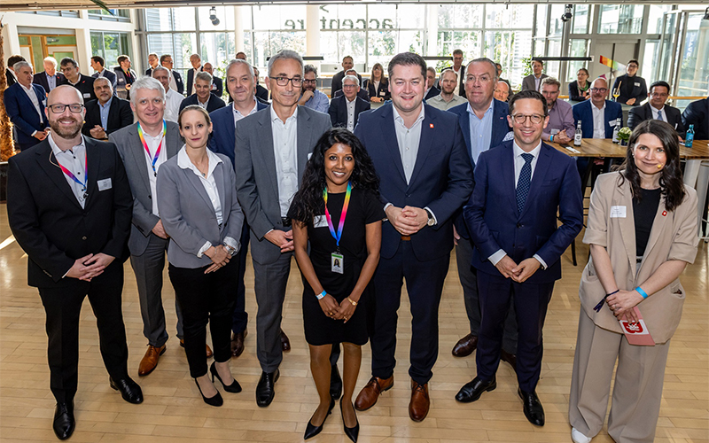 Beim 42. Braunschweiger Unternehmergespräch, das die Braunschweig Zukunft GmbH in diesem Jahr gemeinsam mit dem Unternehmen Accenture ausrichtete, stand die E-Mobilität im Mittelpunkt.