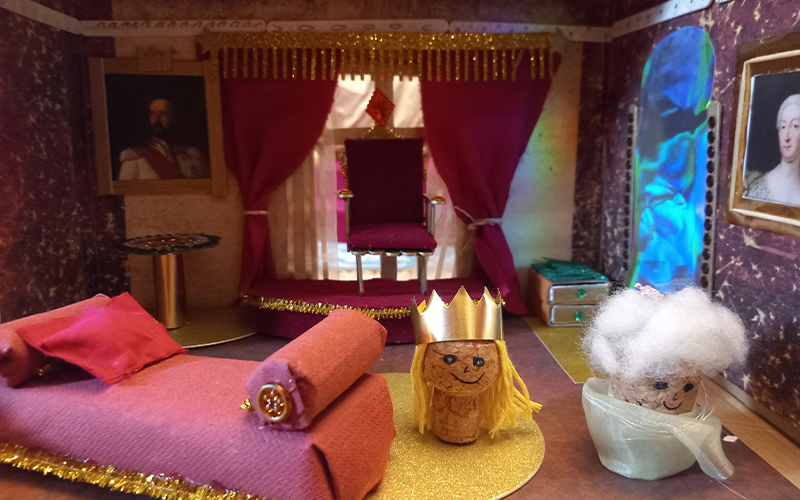 In den Sommerferien bietet das Schlossmuseum Braunschweig zwei Bastelworkshops für Kinder zwischen 8 und 12 Jahren an.