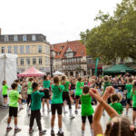 Akrobatik, Rugby und Cheerleading in der Innenstadt